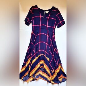 HD in Paris Midi Dress Womens Size 6 Short Sleeve Grid Stripe Handkerchief Hem